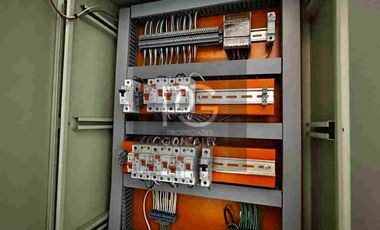 Arriendo local Rotonda Grecia