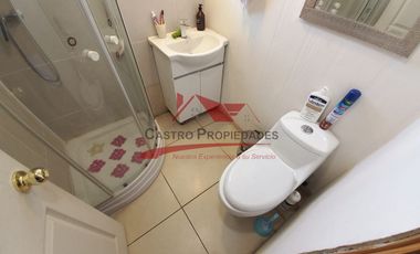 Hermosa Casa de Dos Pisos con 3 Dormitorios, 2 Baños Villa Los Esteros, Comuna de Quilicura.