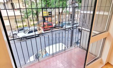 Depto. 2 Amb. con 2 Balcones y Patio Cubierto, en Palermo Soho