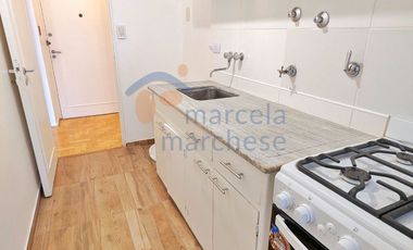 Depto. 2 Amb. con 2 Balcones y Patio Cubierto, en Palermo Soho