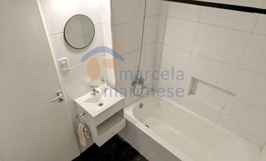 Depto. 2 Amb. con 2 Balcones y Patio Cubierto, en Palermo Soho