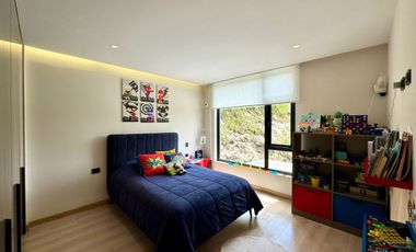 En Venta Casa de Lujo Sector Vía a Tutupali Tarqui