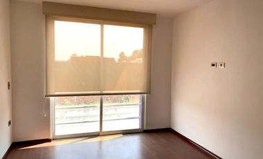 RENTA DEPARTAMENTO ZONA UDLAP, 2 RECAMARAS CON BAÑO, BAÑO DE VSIITAS, 2 ESTACIONAMIENTOS, ROOF GARDEN PRIVADO, CASETA DE VIGILANCIA, SALON DE USOS MUL