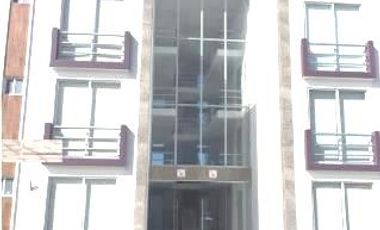 RENTA DEPARTAMENTO ZONA UDLAP, 2 RECAMARAS CON BAÑO, BAÑO DE VSIITAS, 2 ESTACIONAMIENTOS, ROOF GARDEN PRIVADO, CASETA DE VIGILANCIA, SALON DE USOS MUL