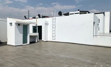 RENTA DEPARTAMENTO ZONA UDLAP, 2 RECAMARAS CON BAÑO, BAÑO DE VSIITAS, 2 ESTACIONAMIENTOS, ROOF GARDEN PRIVADO, CASETA DE VIGILANCIA, SALON DE USOS MUL