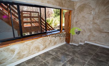 Venta de parcela con linda casa, agua y electricidad instalada, frutales y piscina. Vicuña. $254 millones