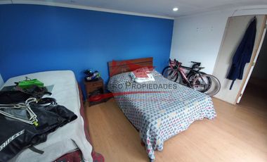 Casa Ampliada de Dos Pisos, 3 Dormitorios, 2 Baños , Villa Lo Boza, Comuna de Renca.