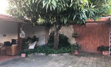 EXCELENTE UBICACION.