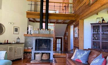 venta de casa en Puerto Varas orilla de lago