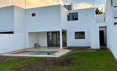 Casa en Venta  en Botánico Residencial Conkal