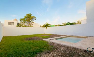 Casa en Venta  en Botánico Residencial Conkal