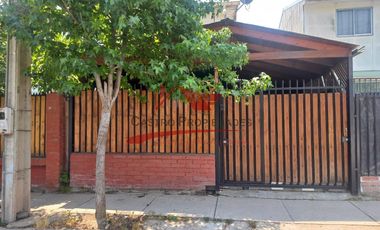 Casa de Dos Pisos Ampliada con 3 Dormitorios, 1 Baño, Villa Los Rios, Comuna de Paine.