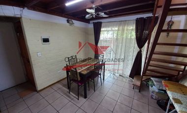 Casa de Dos Pisos Ampliada con 3 Dormitorios, 1 Baño, Villa Los Rios, Comuna de Paine.