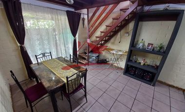 Casa de Dos Pisos Ampliada con 3 Dormitorios, 1 Baño, Villa Los Rios, Comuna de Paine.