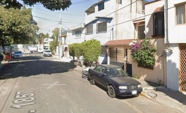 VENTA DE CASA CDMX VENUSTIANO CARRANZA CALLE 1857