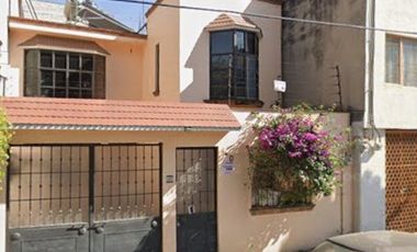 VENTA DE CASA CDMX VENUSTIANO CARRANZA CALLE 1857