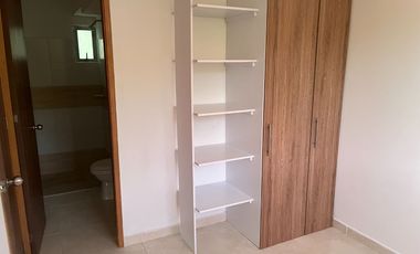 Apartamento de dos alcobas en arriendo en Miramar