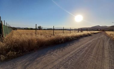 Hermosa Parcela con Rol Propio, Loteo los Andes, Comuna de Colina.