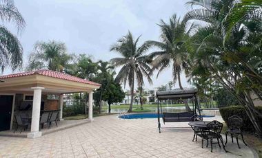 Entrelagos Alquilo Villa al Lago.