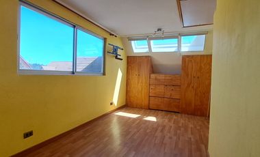 SE ARRIENDA CASA EN PASAJE CERRADO, PUERTAS DEL SOL, CURAUMA