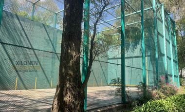 Rancho Señorial Privilegiado, con 3 Pozos y Bella Ecología. Casa estilo Mediterránea amueblada, con alberca, 10 caballerizas: Frontón y Pádel tenis.