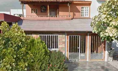 CASA EN VENTA EN COLIMA