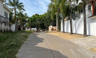 CASA EN RENTA EN EL ACANTILADO