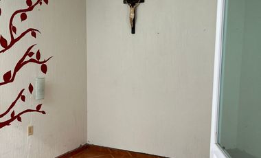 CASA EN RENTA EN EL ACANTILADO