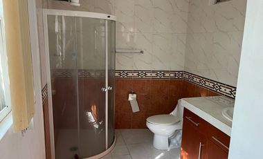 CASA EN RENTA EN EL ACANTILADO