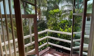 CASA EN RENTA EN EL ACANTILADO