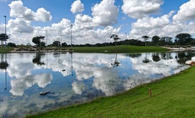 EN VENTA LOTE EN CAMPO DE GOLF EN MERIDA, YUCATAN. OPORTUNIDAD. URGE VENDER. TODO LISTO PARA CONSTRUIR
