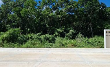 EN VENTA LOTE EN CAMPO DE GOLF EN MERIDA, YUCATAN. OPORTUNIDAD. URGE VENDER. TODO LISTO PARA CONSTRUIR