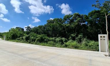 EN VENTA LOTE EN CAMPO DE GOLF EN MERIDA, YUCATAN. OPORTUNIDAD. URGE VENDER. TODO LISTO PARA CONSTRUIR