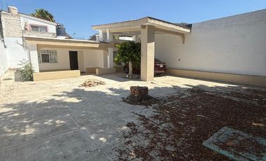 CASA EN RENTA EN CHAPALA