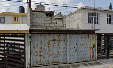 Casa en Venta en Bosques de África Cuautitlán Izcalli, México.