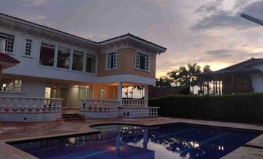 ARRIENDO CONDOMINIO EN CERRITOS PEREIRA