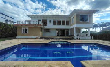 ARRIENDO CONDOMINIO EN CERRITOS PEREIRA