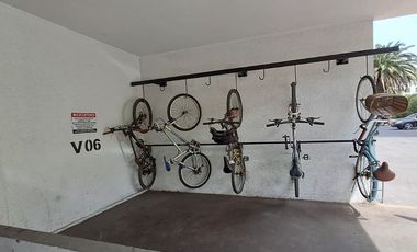 Precioso depto. en venta de 3D2B con espectacular vista despejada a la cordillera! terraza, quincho, piscina, jardines, seguridad 24hrs M Plaza Egaña