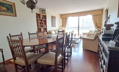 Precioso depto. en venta de 3D2B con espectacular vista despejada a la cordillera! terraza, quincho, piscina, jardines, seguridad 24hrs M Plaza Egaña