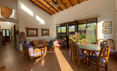 🏡 ¡Vive la tranquilidad que mereces en esta hermosa Casa Campestre! 🌳✨