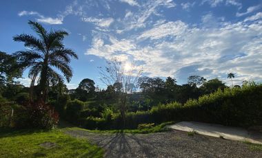 🏡 ¡Vive la tranquilidad que mereces en esta hermosa Casa Campestre! 🌳✨