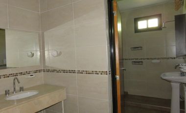 EXCELENTE CASA QUINTA