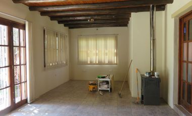 EXCELENTE CASA QUINTA