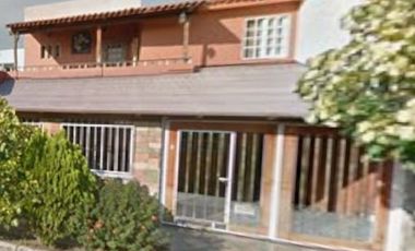 Casa de dos niveles en venta en manzanillo colima