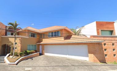 CASA EN VENTA CON ALBERCA EN COSTA DE ORO. VERACRUZ, VERACRUZ