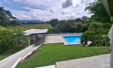 RENTO CASA CAMPESTRE EN CERRITOS PEREIRA