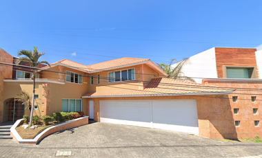 Casa en venta con alberca en Colonia Costa de Oro, Veracruz.