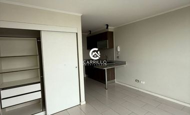 ARRENDAMOS ESTUDIO CON ESTACIONAMIENTO