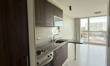 ARRENDAMOS ESTUDIO CON ESTACIONAMIENTO