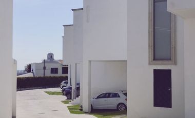 Venta de Casa en Condominio